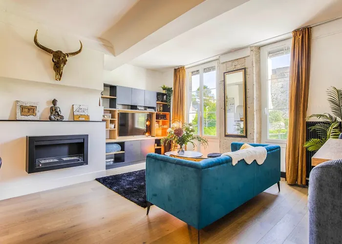 Avec Vue Sur Le Chateau Apartment Caen